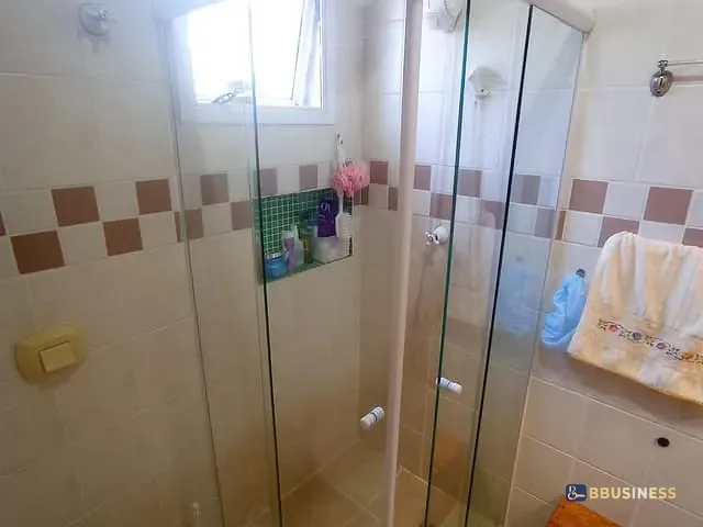 Sobrado 2 quartos e 2 banheiros, à venda, no bairro Centro em Bertioga