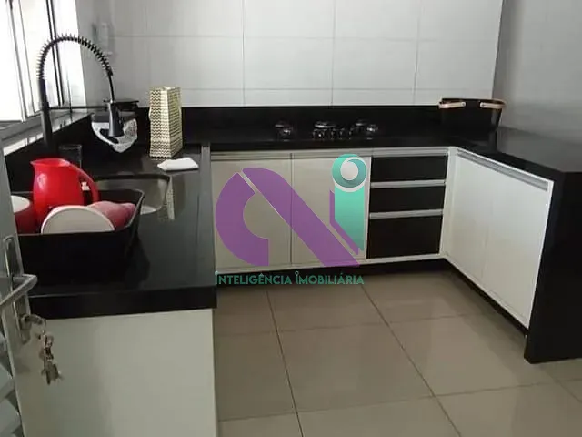 Sobrado com 125m² 3 quartos e 2 banheiros, à venda, no bairro Cidade das Flores em Osasco