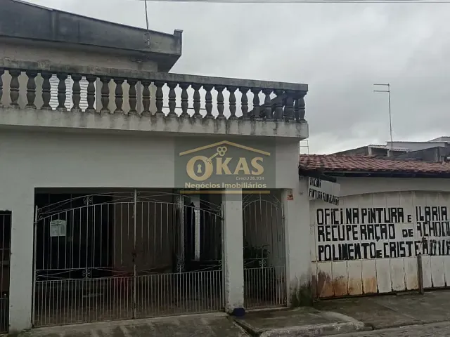 Sobrado com 273m² 4 quartos e 2 banheiros, à venda, no bairro Vila Nova Urupês em Suzano