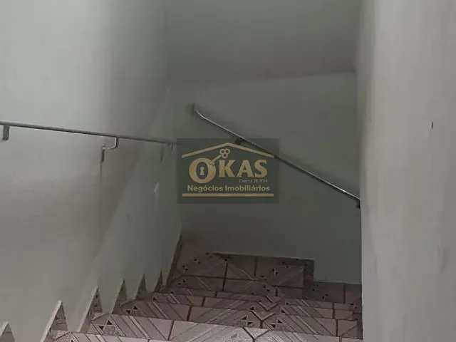 Sobrado com 273m² 4 quartos e 2 banheiros, à venda, no bairro Vila Nova Urupês em Suzano