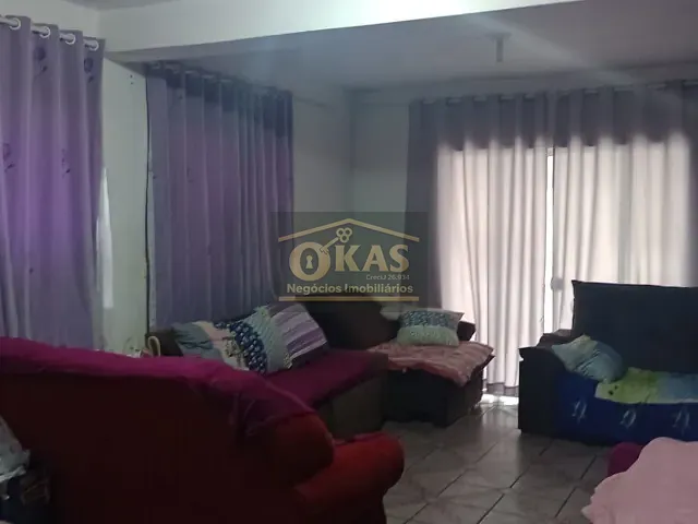 Sobrado com 273m² 4 quartos e 2 banheiros, à venda, no bairro Vila Nova Urupês em Suzano