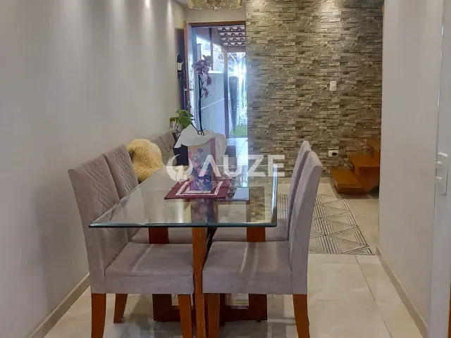 Sobrado com 110m² 2 quartos e 2 banheiros, à venda, no bairro Umbará em Curitiba