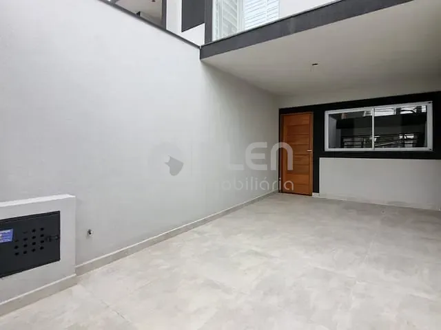Sobrado 3 quartos e 3 banheiros, à venda, no bairro Santa Teresinha em São Paulo