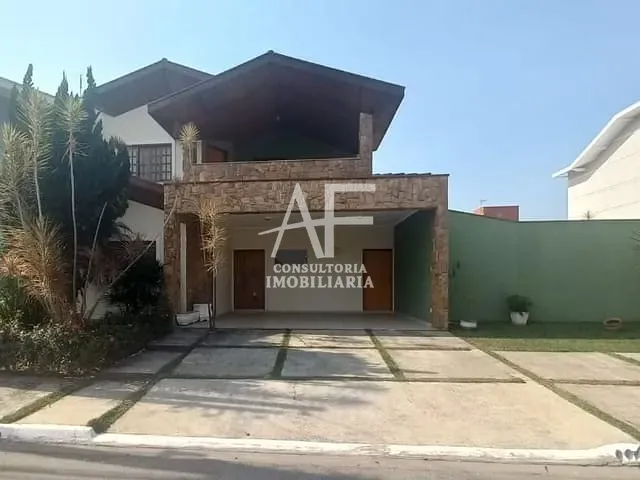 Sobrado com 500m² 4 quartos e 3 banheiros, à venda ou para alugar, no bairro Caminho Novo em Taubaté