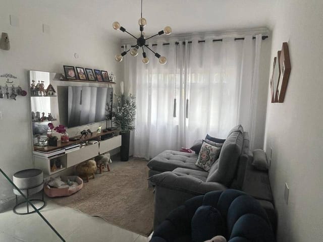 Sobrado 2 quartos e 3 banheiros, à venda, no bairro Jardim Maria Rosa em Taboão da Serra
