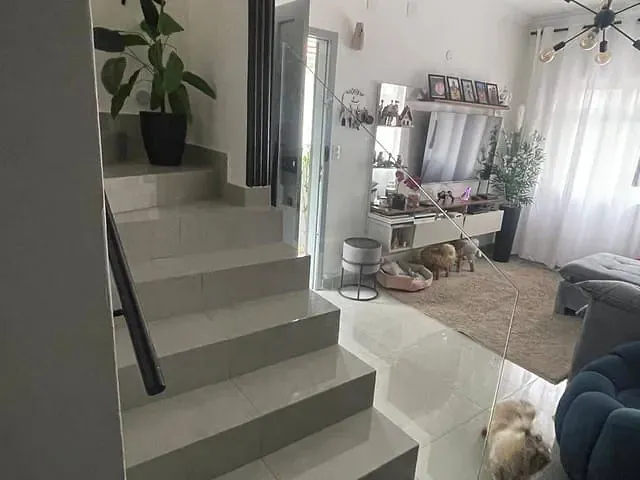Sobrado 2 quartos e 3 banheiros, à venda, no bairro Jardim Maria Rosa em Taboão da Serra
