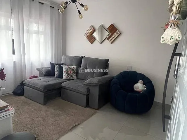 Sobrado 2 quartos e 3 banheiros, à venda, no bairro Jardim Maria Rosa em Taboão da Serra