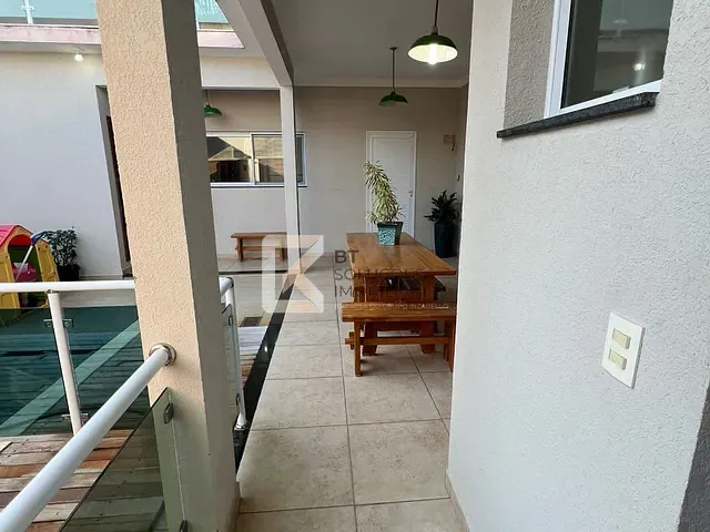 Sobrado com 300m² 4 quartos e 5 banheiros, à venda, no bairro Jardim Esplanada II em Indaiatuba