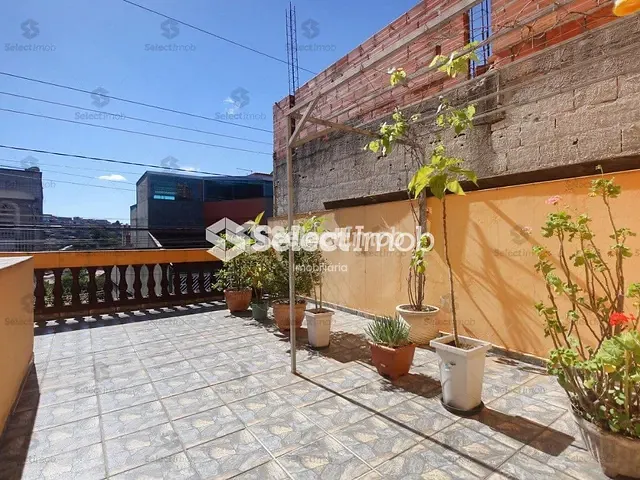 Sobrado com 190m² 3 quartos e 2 banheiros, à venda, no bairro Jardim Campo Verde em Mauá