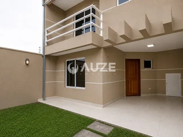 Sobrado com 125m² 3 quartos e 2 banheiros, à venda, no bairro Fazendinha em Curitiba