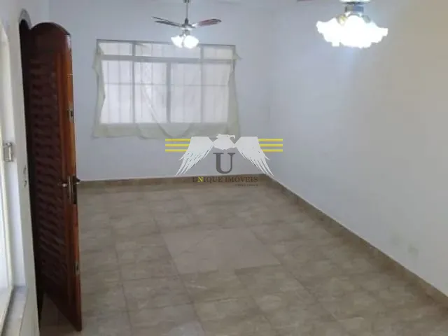 Sobrado com 125m² 3 quartos e 4 banheiros, à venda ou para alugar, no bairro Jardim Piqueroby em São Paulo