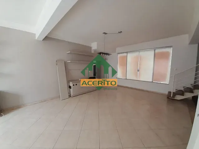 Sobrado com 345m² 4 quartos e 4 banheiros, à venda, no bairro Centro em Araçatuba