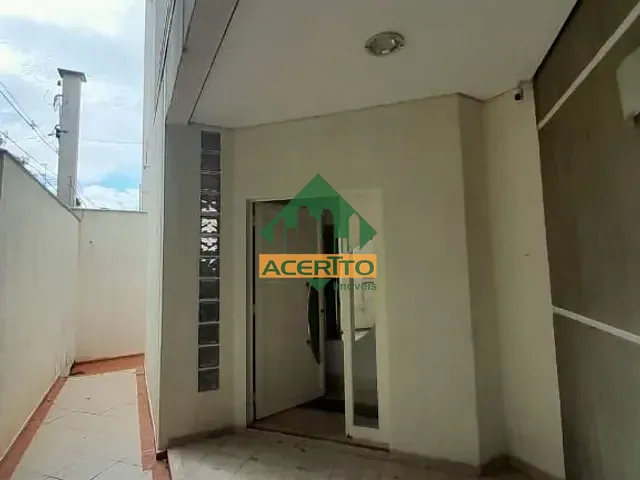 Sobrado com 345m² 4 quartos e 4 banheiros, à venda, no bairro Centro em Araçatuba