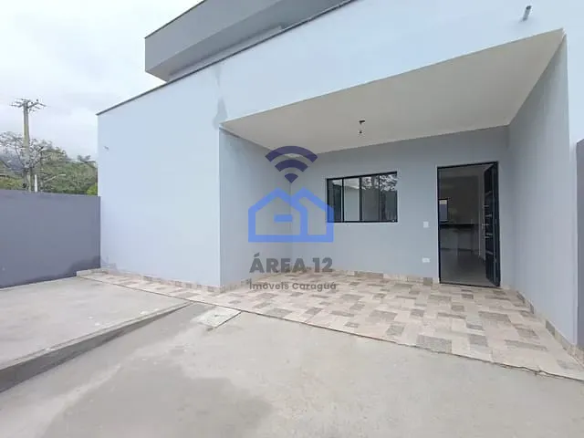 Sobrado com 120m² 3 quartos e 4 banheiros, à venda, no bairro Massaguaçu em Caraguatatuba