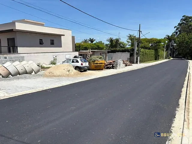 Sobrado com 138m² 3 quartos e 3 banheiros, à venda, no bairro Granja Viana em Carapicuíba