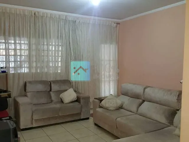 Sobrado com 125m² 3 quartos e 2 banheiros, à venda, no bairro Monte Castelo em Vitória da Conquista