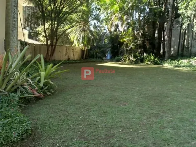 Sobrado com 1338m² 4 quartos e 5 banheiros, à venda ou para alugar, no bairro Campo Belo em São Paulo