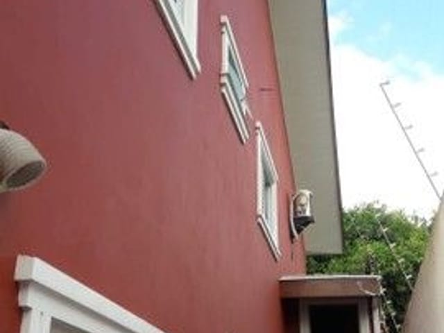 Foto do Sobrado - Sobrado com 4 dormitórios à venda, 200 m² por R$ 446.000,00 - Residencial Bosque dos Ipês - São José dos Campos/SP | RUSSI IMÓVEIS