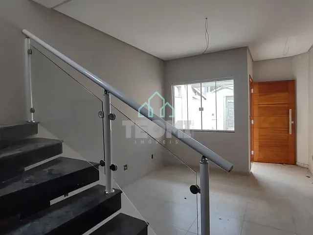 Sobrado com 150m² 3 quartos e 2 banheiros, à venda, no bairro Vila Marly em Taubaté