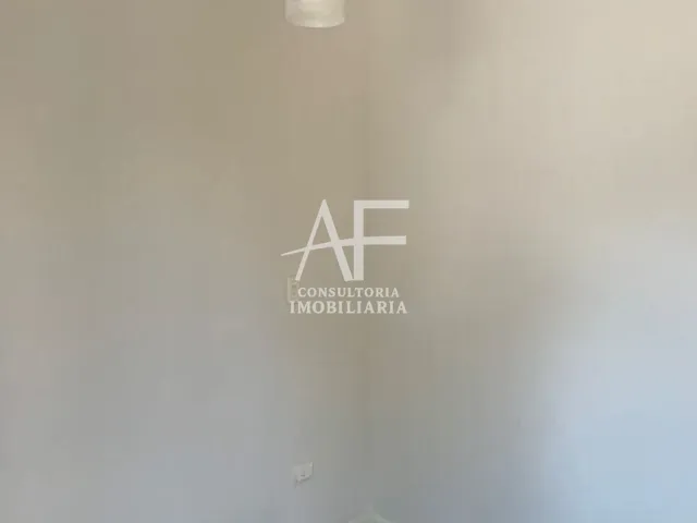 Sobrado com 224m², para alugar, no bairro Bairro dos Guedes em Tremembé