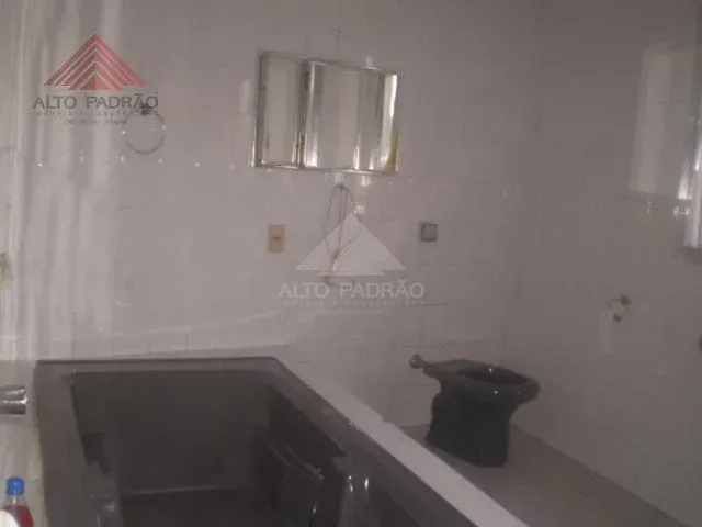 Sobrado com 125m² 3 quartos e 1 banheiro, à venda, no bairro Vila Assis Brasil em Mauá
