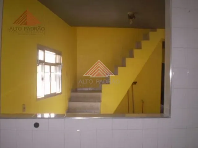 Sobrado com 125m² 3 quartos e 1 banheiro, à venda, no bairro Vila Assis Brasil em Mauá