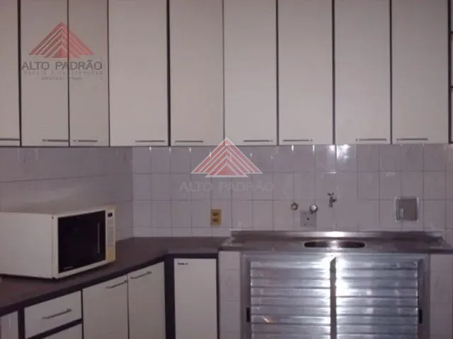 Sobrado com 125m² 3 quartos e 1 banheiro, à venda, no bairro Vila Assis Brasil em Mauá