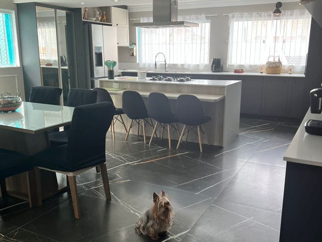 Sobrado com 442m² 4 quartos e 2 banheiros, à venda, no bairro Osvaldo Cruz em São Caetano do Sul