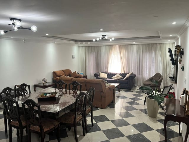Sobrado com 442m² 4 quartos e 2 banheiros, à venda, no bairro Osvaldo Cruz em São Caetano do Sul