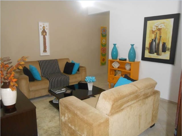 Foto do Sobrado - Sobrado  residencial à venda, Residencial de Ville, São José dos Campos. | INDEPENDENCE NEGOCIOS IMOBILIARIOS LTDA