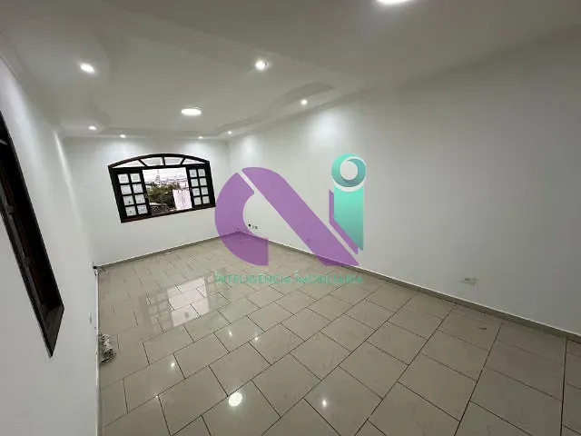 Sobrado com 200m² 4 quartos e 4 banheiros, à venda, no bairro Bela vista em Osasco