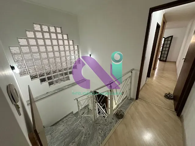 Sobrado com 200m² 4 quartos e 4 banheiros, à venda, no bairro Bela vista em Osasco