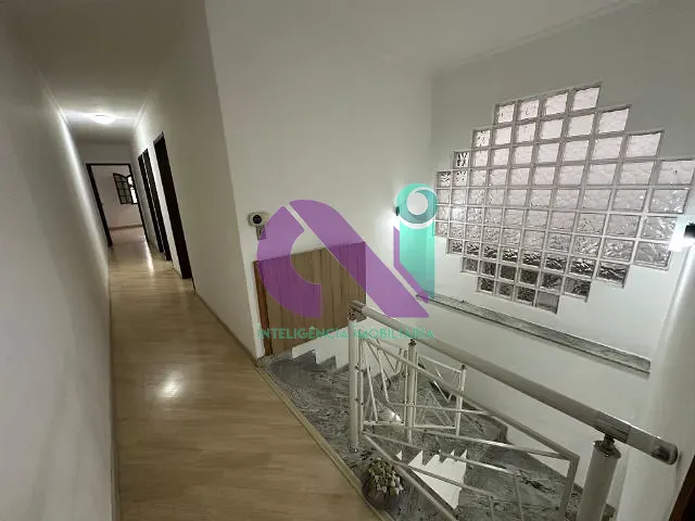 Sobrado com 200m² 4 quartos e 4 banheiros, à venda, no bairro Bela vista em Osasco