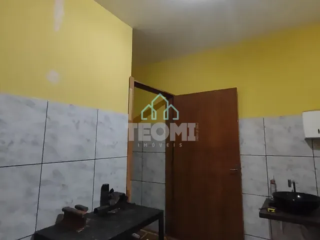 Sobrado com 228m² 4 quartos e 2 banheiros, à venda, no bairro Esplanada Independência em Taubaté