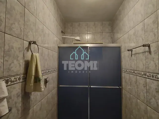 Sobrado com 228m² 4 quartos e 2 banheiros, à venda, no bairro Esplanada Independência em Taubaté