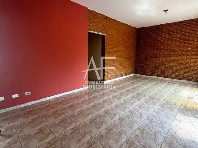Sobrado com 228m² 8 quartos e 4 banheiros, à venda, no bairro Centro em Taubaté