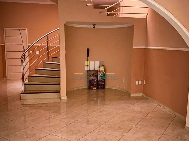 Sobrado com 125m² 3 quartos e 2 banheiros, à venda, no bairro Jardim Luiz Cia em Sumaré
