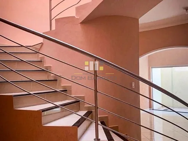Sobrado com 125m² 3 quartos e 2 banheiros, à venda, no bairro Jardim Luiz Cia em Sumaré