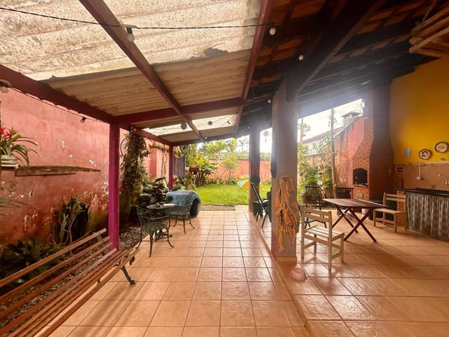 Sobrado com 363m² 3 quartos e 4 banheiros, à venda, no bairro Centro em Bertioga