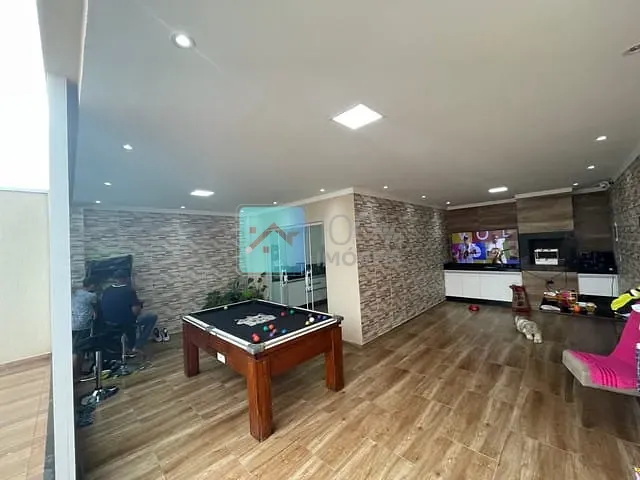 Sobrado com 175m² 3 quartos e 4 banheiros, à venda, no bairro Santa Cecilia II em São José dos Campos