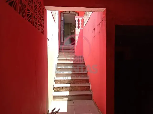 Sobrado com 222m² 3 quartos e 2 banheiros, à venda, no bairro Bussocaba em Osasco
