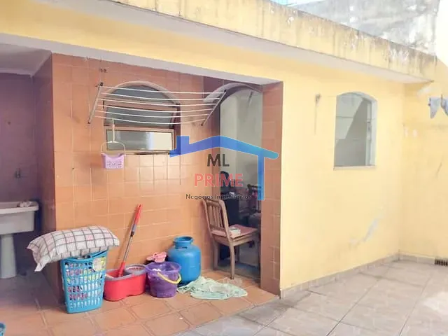 Sobrado com 300m² 3 quartos e 4 banheiros, à venda, no bairro Jardim Avelino em São Paulo