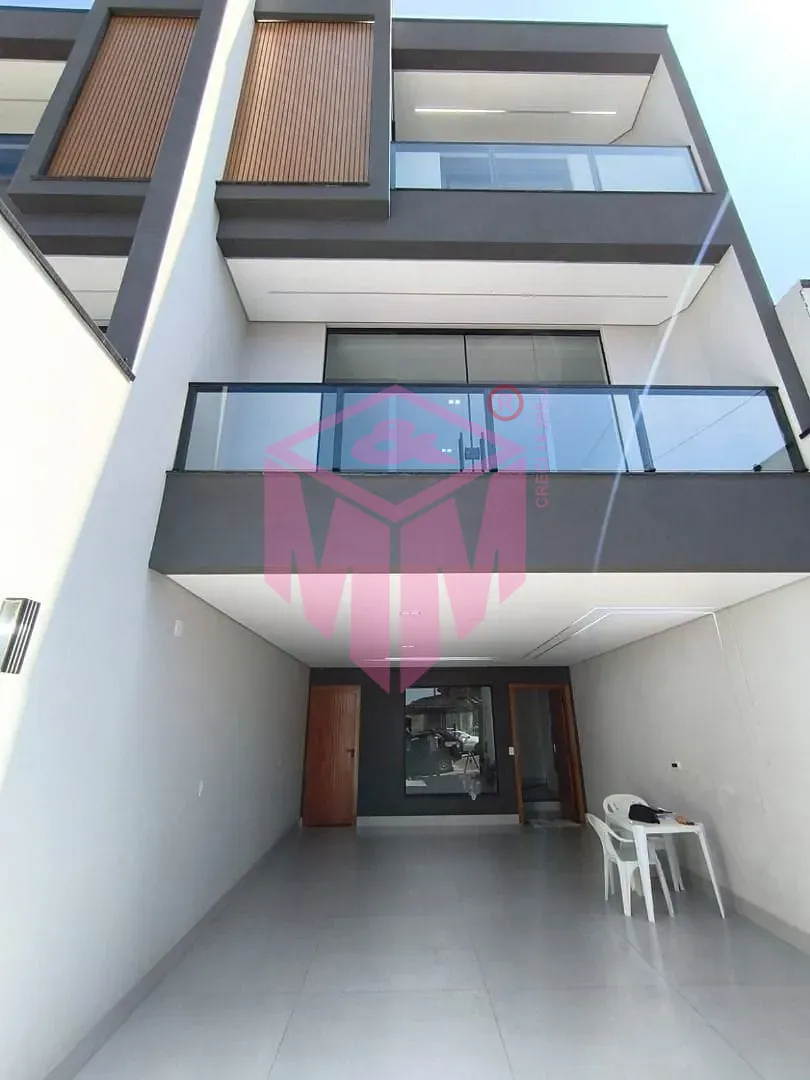 Sobrado, 3 quartos, 200 m² - Foto 1