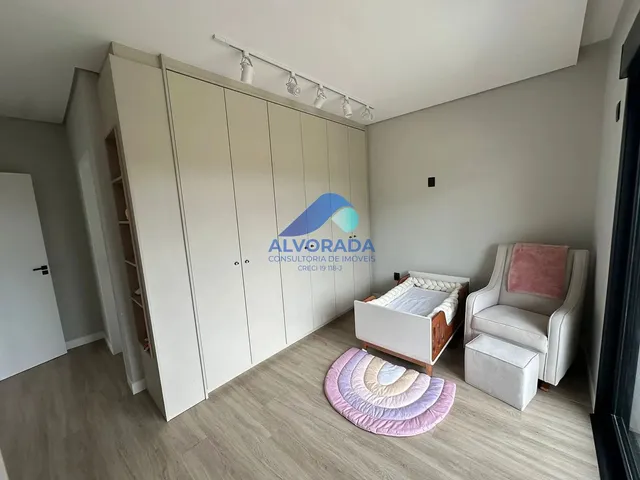 Sobrado com 10m² 4 quartos e 4 banheiros, à venda, no bairro Loteamento Verana em São José Dos Campos