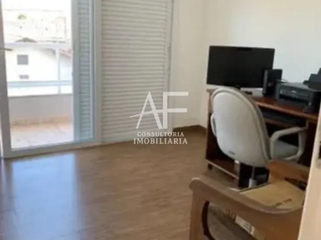 Sobrado com 119m² 3 quartos e 3 banheiros, à venda, no bairro Piracangaguá (Jardim dos Pássaros) em Taubaté