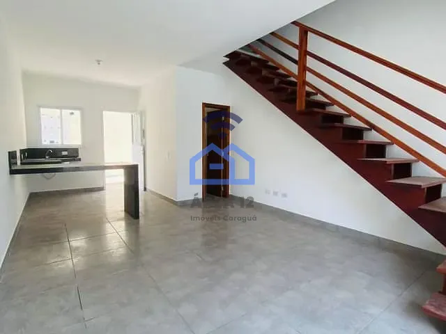 Sobrado com 100m² 2 quartos e 2 banheiros, à venda, no bairro Capricórnio II em Caraguatatuba