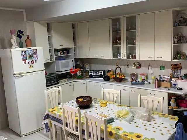 Sobrado com 217m² 3 quartos e 2 banheiros, à venda, no bairro Santa Maria em São Caetano do Sul