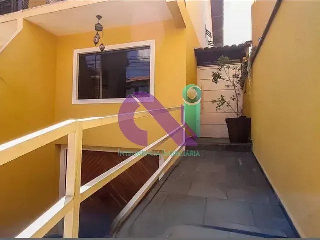 Sobrado com 125m² 4 quartos e 3 banheiros, à venda, no bairro Santo Antônio em Osasco