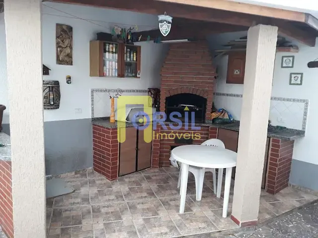 Sobrado com 140m² 3 quartos e 3 banheiros, à venda, no bairro Vila Suissa em Mogi das Cruzes