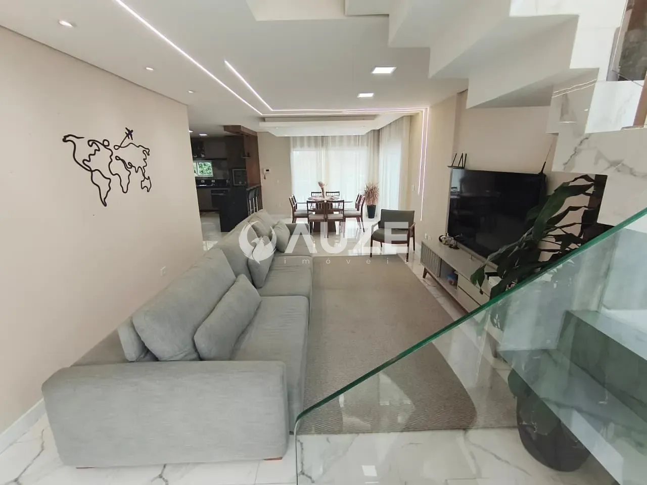 Sobrado, 5 quartos, 312 m² - Foto 1